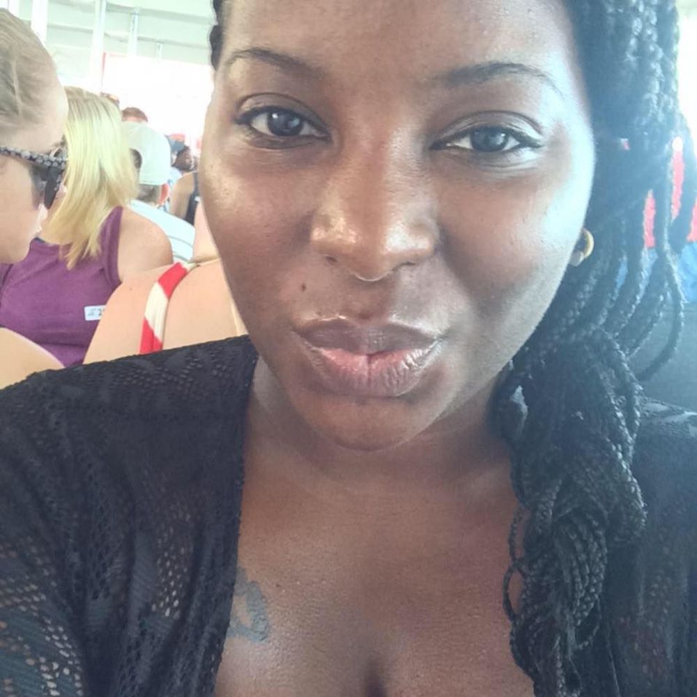 Meet your Posher, Ladesha